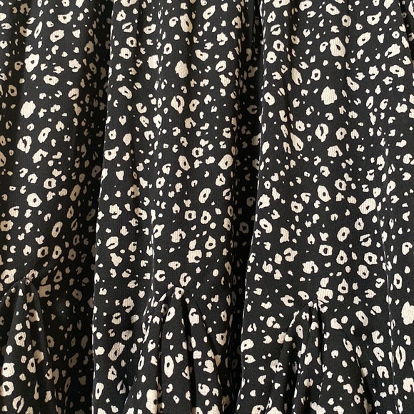 Leopard Mini Skirt - Picture 2 of 3